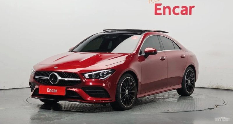 Mercedes-Benz CLA 250 4MATIC AMG Line