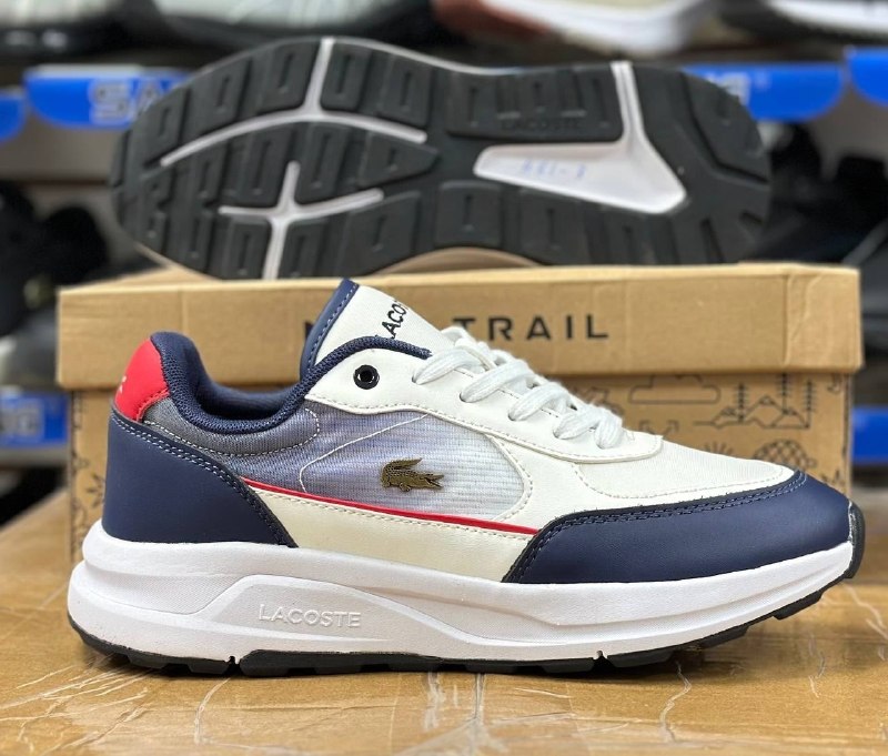 Кроссовки Lacoste
