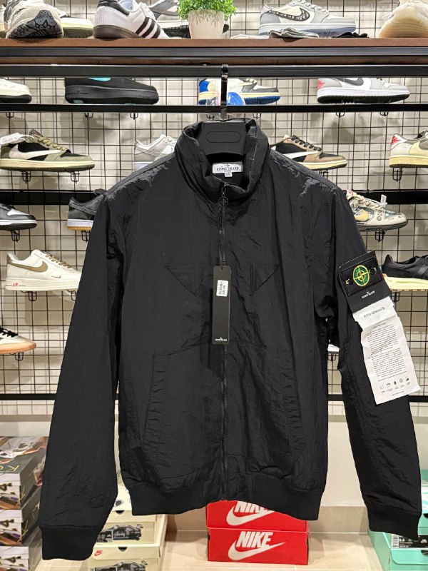 Ветровка Stone Island черная