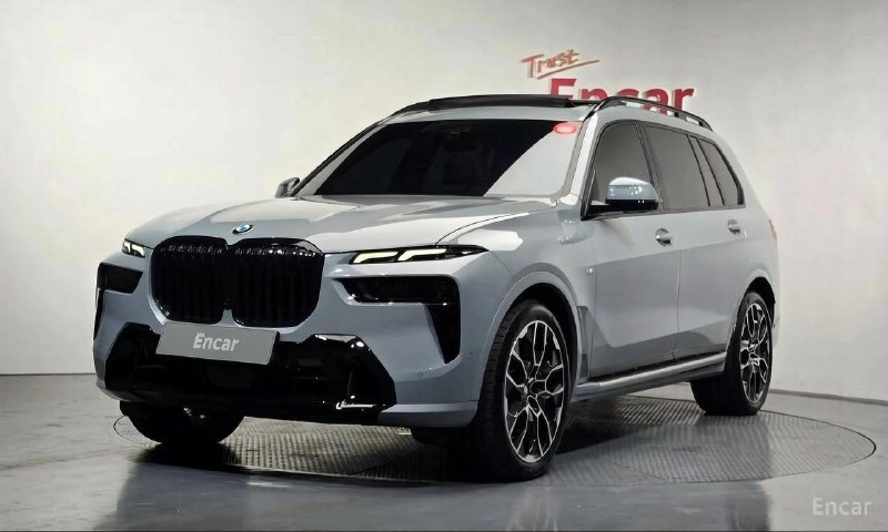 BMW X7 40i M Sport xDrive (7-мь мест)
