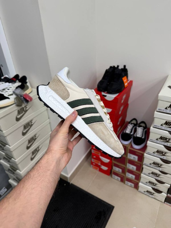 Adidas Retropy E5