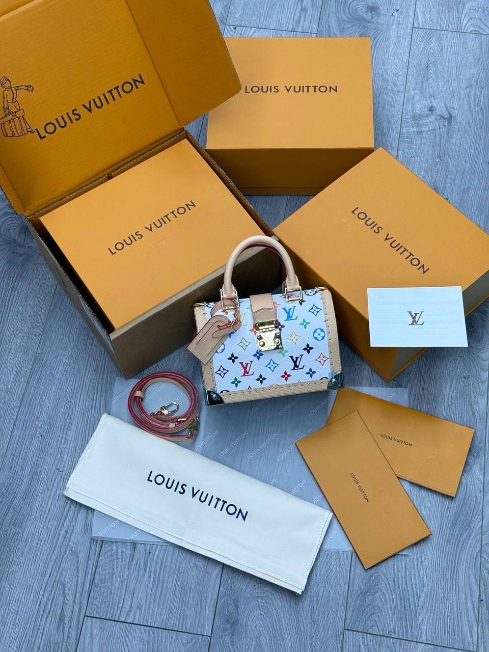 Сумка Louis Vuitton