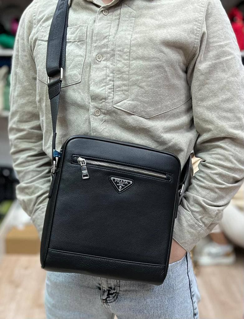 Сумка Prada