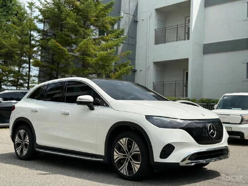 Mercedes-Benz EQE 350 4Matic