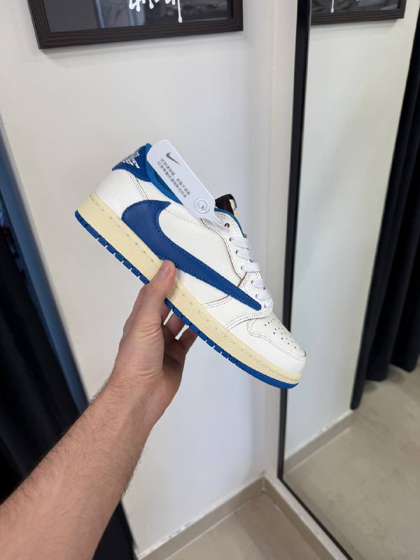 Nike & Travis Scott & Fragment-Design, Grey