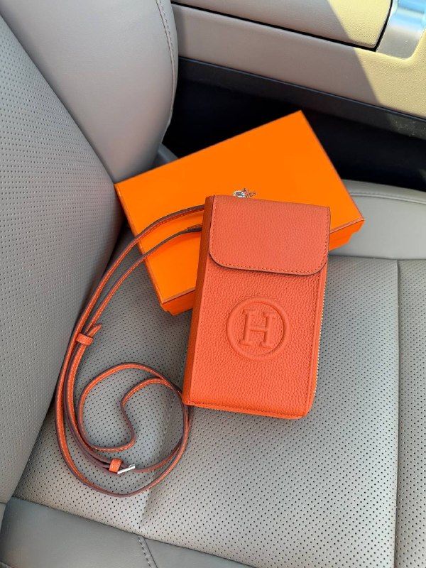 Чехол Hermès под телефон