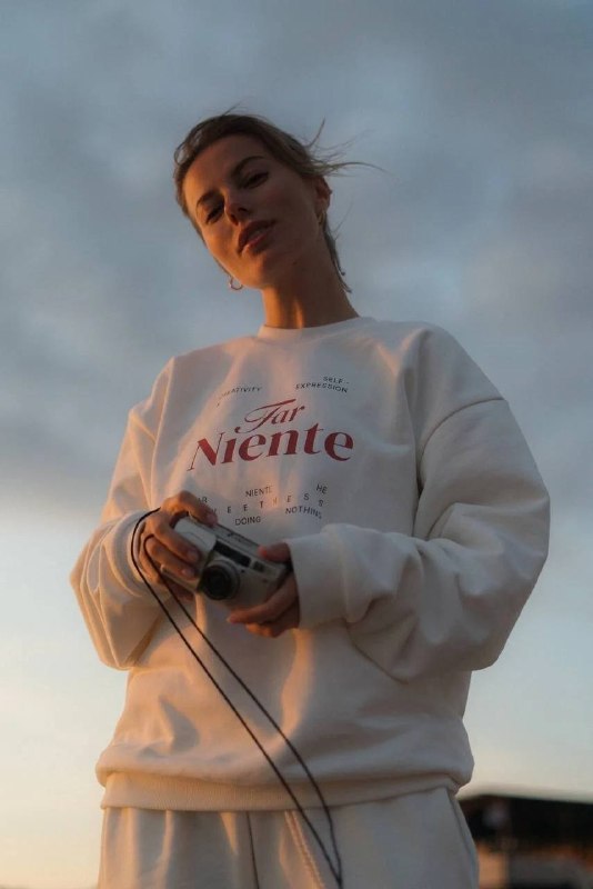 Свитшот Far Niente