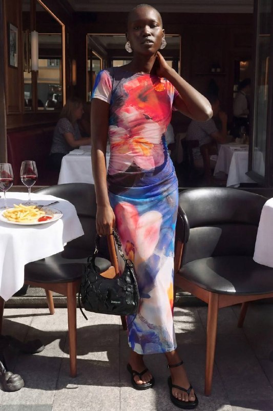 Топ Desigual