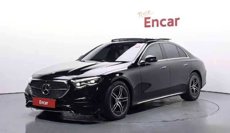 MERCEDES-BENZ E300 4MATIC AMG Line
