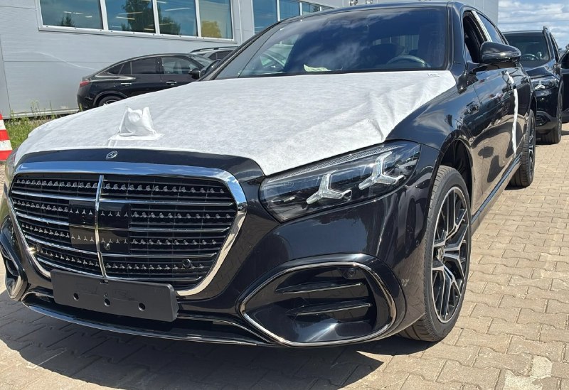 MERCEDES-BENZ S500 4MATIC