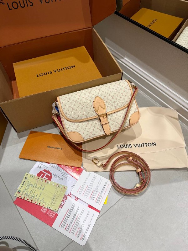 Сумка Louis Vuitton