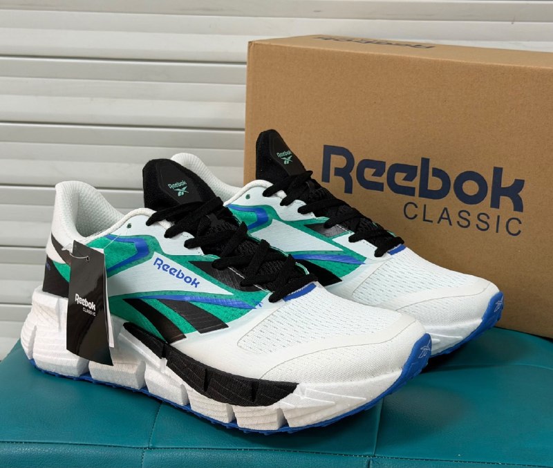Кроссовки Reebok