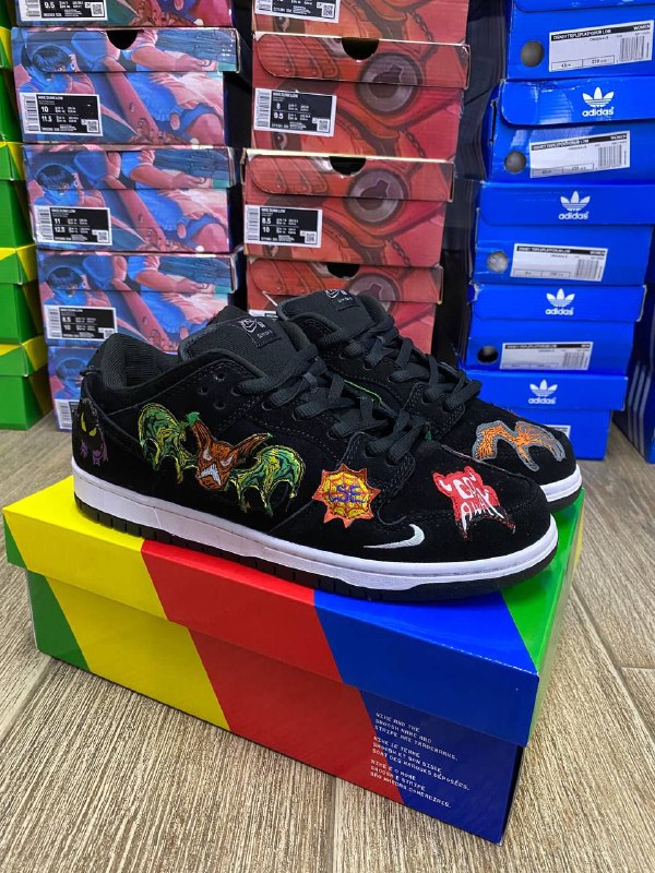 SB Dunk Low Pro QS "Neckface"