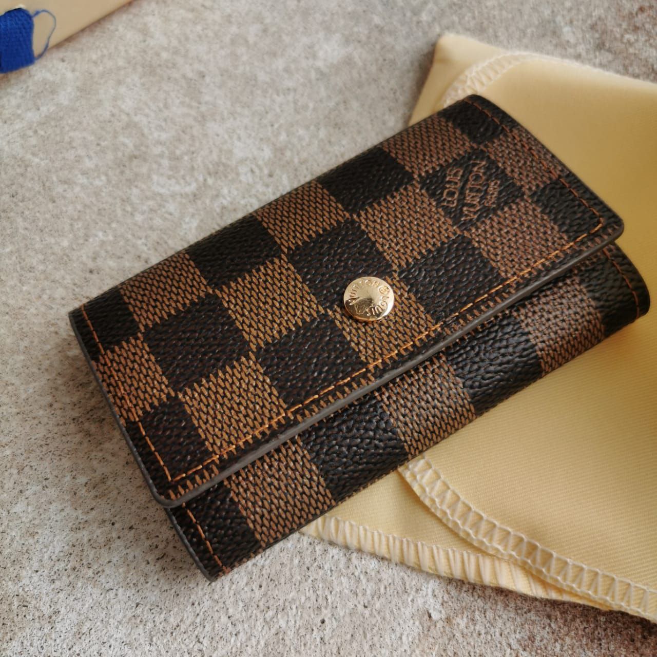 Кошелёк Louis Vuitton