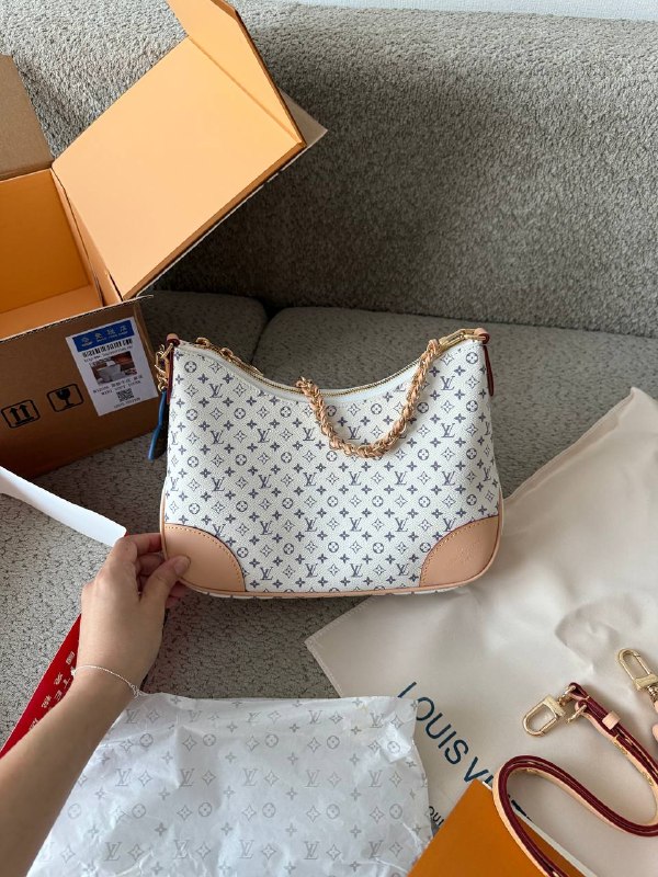 Сумка Louis Vuitton