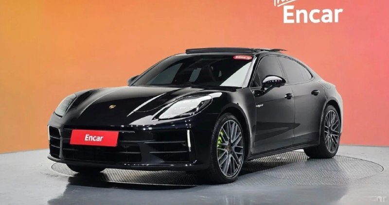 PORSCHE PANAMERA 4 E-Hybrid
