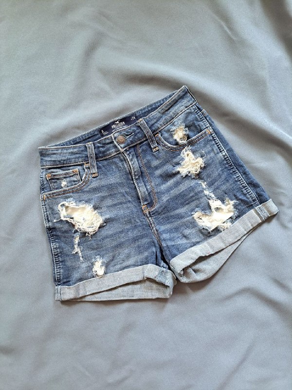 Шорты Hollister