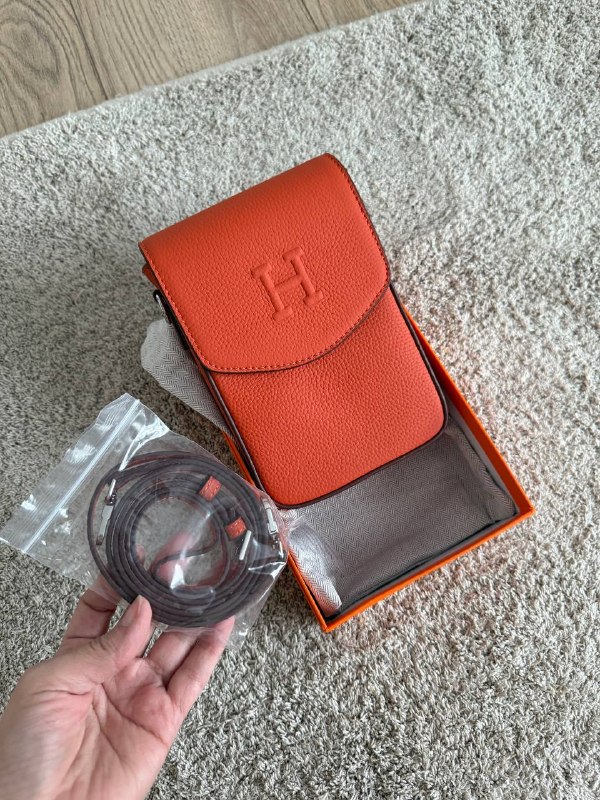 Чехол Hermès под телефон