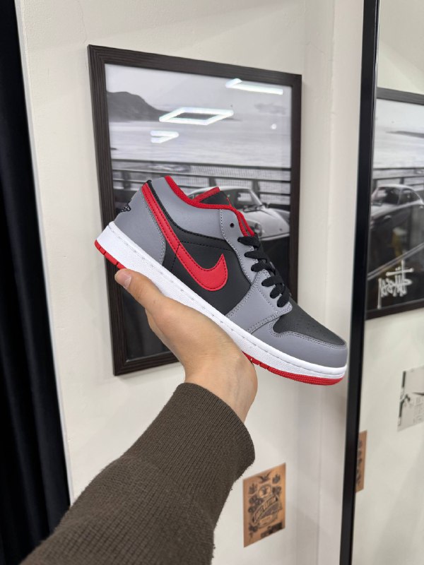 Nike Air Jordan 1 «Серо-красные»