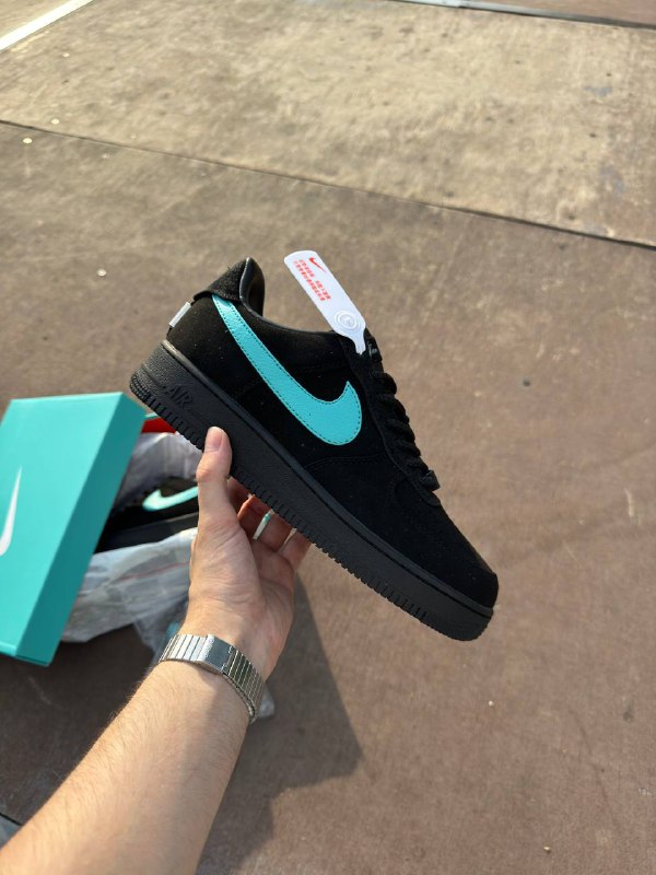Nike Air Force 1 & Tiffany