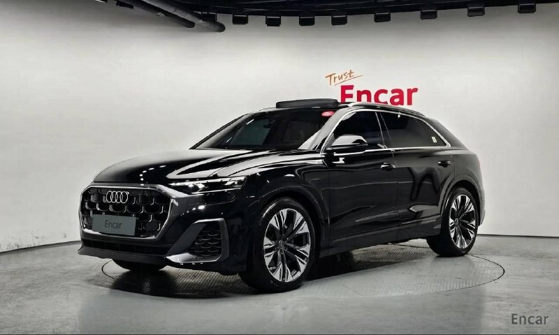 AUDI Q8 50 TDi quattro premium